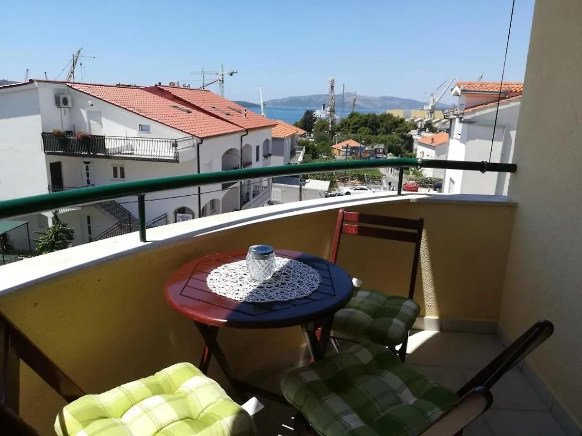 Mentha Apartments Trogir